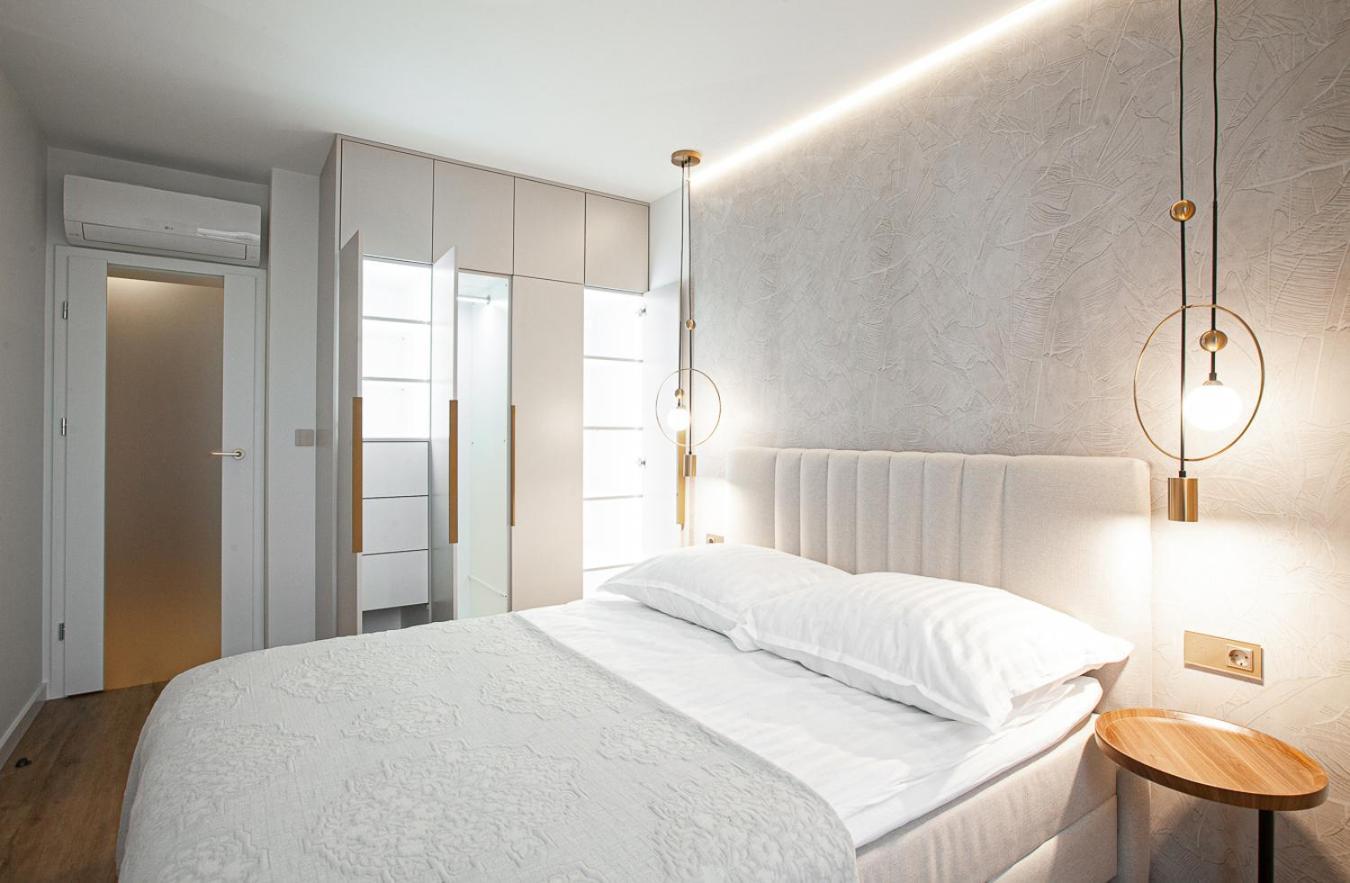 Kobiela Apartments Debowe Tarasy Katowice Bagian luar foto