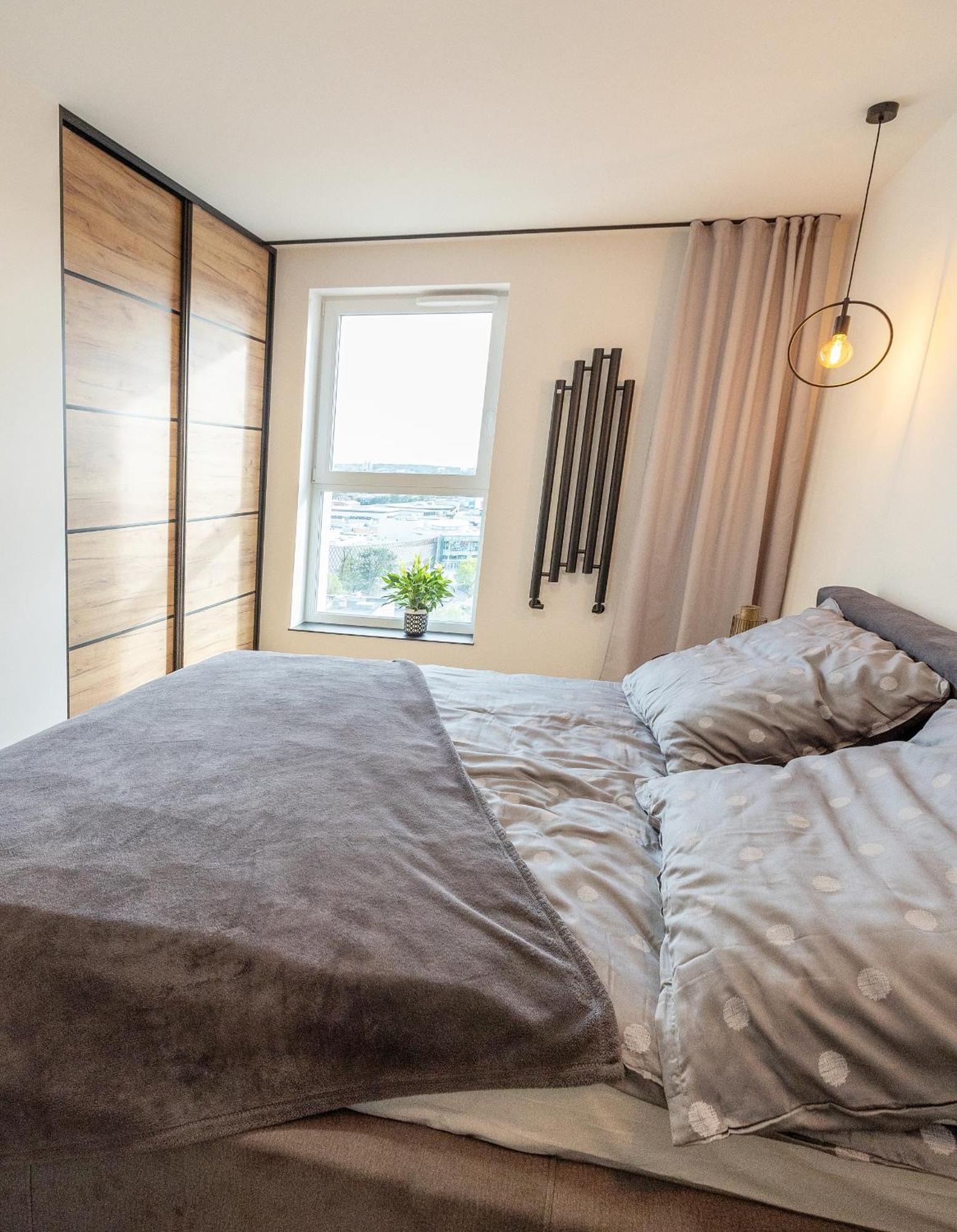 Kobiela Apartments Debowe Tarasy Katowice Bagian luar foto